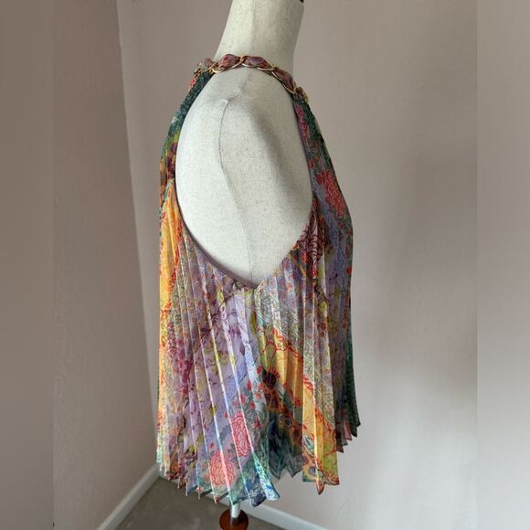 NWT Alice + Olivia Alycia Pleated Chiffon Top with chain collar - Picture 10 of 12